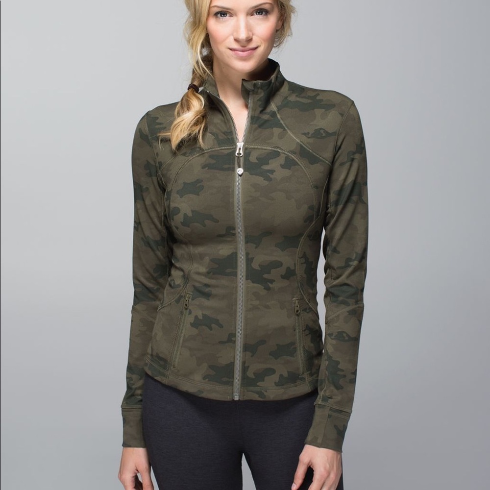 Lululemon Forme Jacket Savasana Camo Sz 12